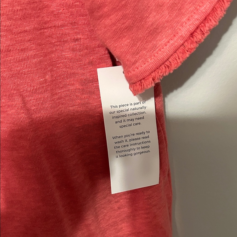 Chico's Strawberry Blush Short Sleeve top. Size one(medium)100% linen. NWT - Picture 3 of 10